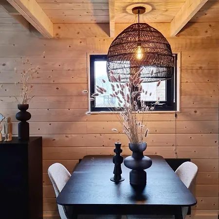 Nieuw! Sfeervol Tiny House In De En Aan Het Water Ferienhaus Hulshorst