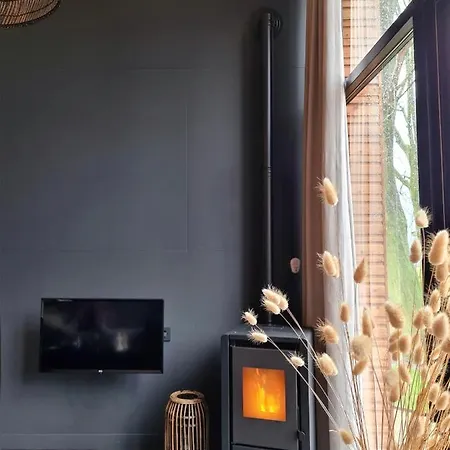 Nieuw! Sfeervol Tiny House In De En Aan Het Water * Hulshorst