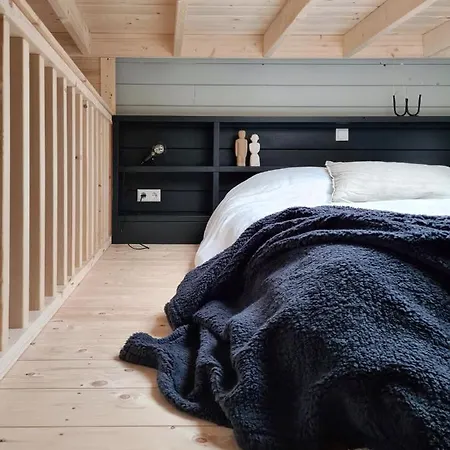 Nieuw! Sfeervol Tiny House In De En Aan Het Water Casa de Férias Hulshorst