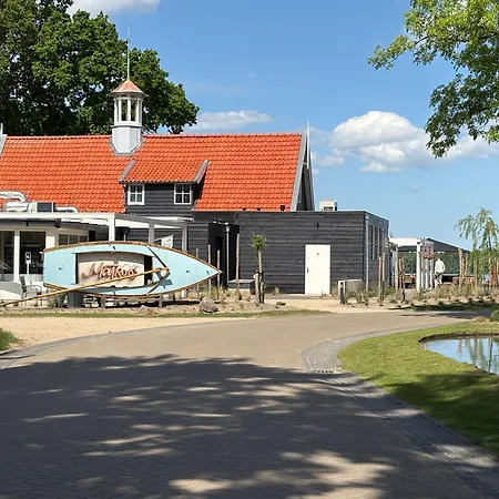 Nieuw! Sfeervol Tiny House In De En Aan Het Water Holiday home Hulshorst