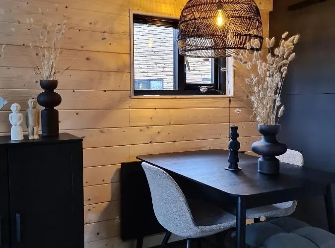 Nieuw! Sfeervol Tiny House In De En Aan Het Water