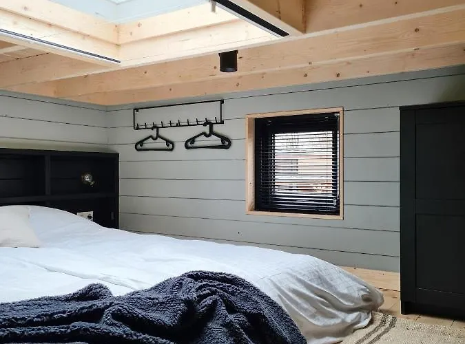 Nieuw! Sfeervol Tiny House In De En Aan Het Water