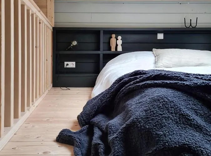 Nieuw! Sfeervol Tiny House In De En Aan Het Water Tatil Evi Hulshorst