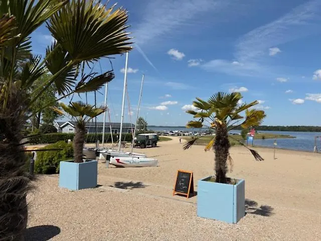 Nieuw! Sfeervol Tiny House In De En Aan Het Water Tatil Evi